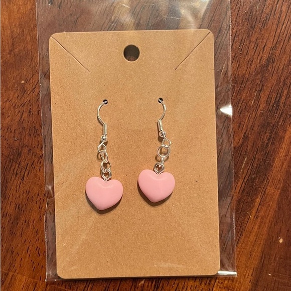 Small pink heart earrings - Picture 1 of 2